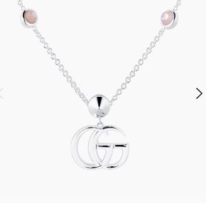Gucci Silver and Mother of Pearl necklace